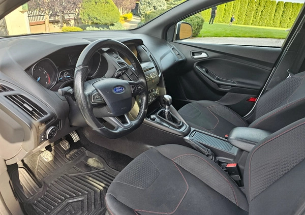Ford Focus cena 39900 przebieg: 96000, rok produkcji 2016 z Łomża małe 191